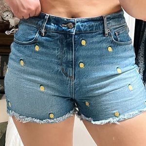 LOFT | lemon shorts 🍋